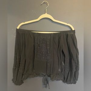 black off shoulder crop top